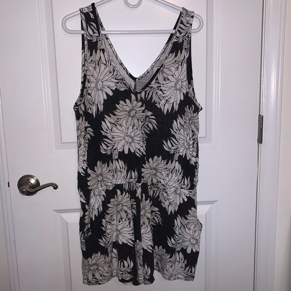 loft romper - Picture 2 of 2
